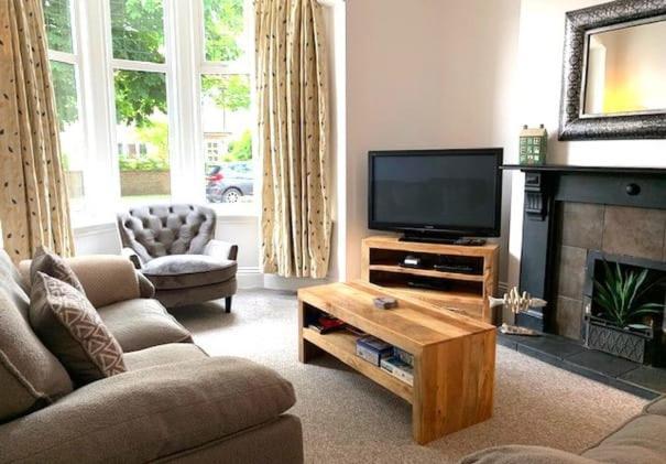 Jackson Landing - Spacious House With Central Location Filey Exterior foto